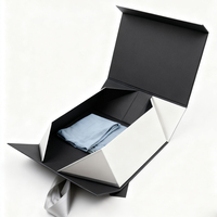 Boîtes cadeaux pliantes magnétiques de luxe personnalisées, boîtes d'emballage pliantes magnétiques en papier couché recyclable de qualité supérieure avec formes personnalisées
