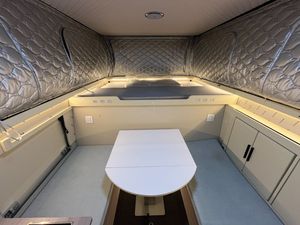 Canyossoar 2025 Remolque de Acero Inoxidable Moderno para Camioneta, RV con <span class=keywords><strong>Techo</strong></span> <span class=keywords><strong>Elevable</strong></span> Eléctrico, Caravana Todoterreno 4x4 con Capacidad para 8 Personas - Product Image 6