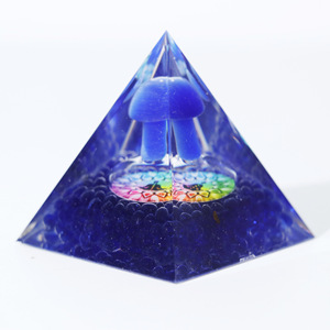 5 Cm 1.96 Inch Bán Buôn Chữa Bệnh Tinh Thể Nhựa Kim Tự Tháp Năng Lượng Orgone Kim Tự Tháp Trang Trí Cho Trang Trí - Product Image 5