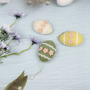 Niedliche Ostereier zum Aufhängen aus Filz, bunte Eier, Boutique-Tisch- und Baumdekorationen, wiederverwendbare Osteranhänger für Kinder - Product Image 3