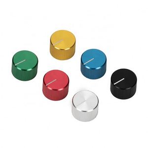 Perillas de potenciómetro de metal mecanizadas por CNC personalizadas, perillas de pedal de guitarra de aluminio, perillas de guitarra de aluminio anodizado sólido con tornillo de fijación - Product Image 2