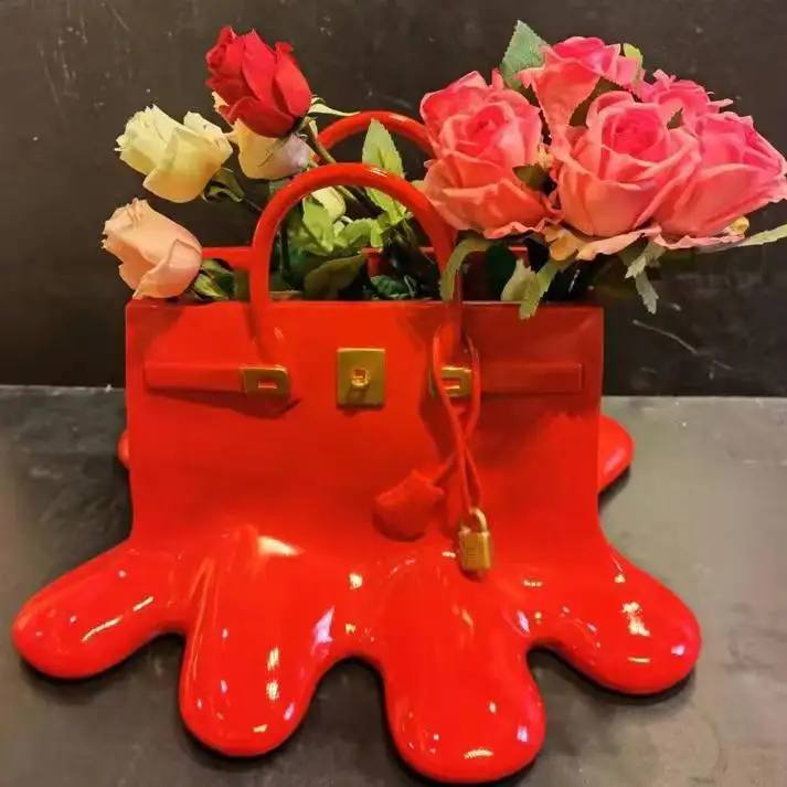 Lichte Luxe Trend Tas Vorm Hars Ambachten Vazen, Handtas Kunst Hars Vaas, Nieuwigheid Geschenken Hars Sculptuur Roze Luxe Tas Vaas