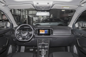 Skoda <span class=keywords><strong>Karoq</strong></span> 2023 1,5 T <span class=keywords><strong>TSI</strong></span> 150Ps <span class=keywords><strong>4x4</strong></span> AWD usado Ahorro de combustible Altura de tierra alta (5,1 K Km) - Product Image 4