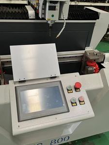 Equipo de puerta y ventana Control PLC Perfil de aluminio CNC Máquina de perforación y fresado de un solo cabezal Perforación Procesamiento de pines de hierro - Product Image 3