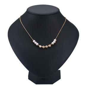 Collar de Concha en Forma de Corazón de Moda al por Mayor con Colgante de Trébol de la Suerte y Cadena de Perlas de Agua Dulce - Product Image 3