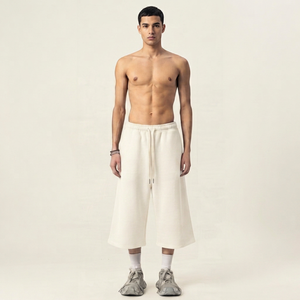 Shorts décontractés tendance pour hommes en molleton bouclette ivoire, écologiques, anti-plis, style urbain, avec cordon de serrage, taille mi-haute, respirants - Product Image 1