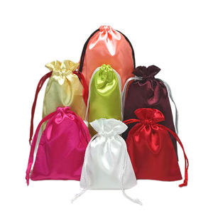 Sacs-cadeaux en tissu satiné 15x20cm pour salle de classe mariage anniversaire baby shower enterrement de vie de garçon oeufs de pâques lapin kits de gueule de bois - Product Image 1