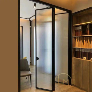 Portes pliantes horizontales sans cadre en verre pour cuisine et salle de bain de villa moderne, résistantes au vent, finies - Product Image 5