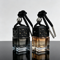 Bouteilles diffuseuses en verre vides de 10 ml, noires et marron, carrées, pour diffuseur de parfum de voiture à fixation sur grille d'aération, vente en gros usine