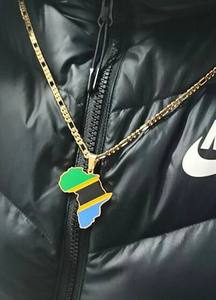 Collar con Colgante de <span class=keywords><strong>Mapa</strong></span> de África Chapado en Oro de 18K con Banderas de Países: Camerún, Angola, Kenia, <span class=keywords><strong>Congo</strong></span>, Gambia, Costa de Marfil - Product Image 3