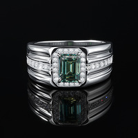Prêt à expédier Bague en argent sterling S925 avec incrustation de zircon 5A de couleur vert émeraude 2CT Moissanite pour homme Alliance
