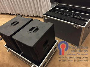 Estuche de Transporte Resistente de Madera Contrachapada con 4 Ruedas Giratorias y Asas Grandes para Almacenamiento Profesional de Mezcladoras y Equipos de Audio - Product Image 2