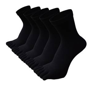 Chaussettes épaisses <span class=keywords><strong>d</strong></span>'automne et <span class=keywords><strong>d</strong></span>'<span class=keywords><strong>hiver</strong></span> à cinq orteils en coton épais de grande taille pour hommes Chaussettes à orteils en coton de couleur pure pour hommes - Product Image 6