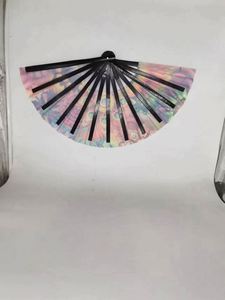 Abanico Plegable con Logotipo Impreso Personalizado Estilo Arte Folclórico, Fabricado en Bambú y Tela con Impresión UV y Técnica de Pintura - Product Image 4