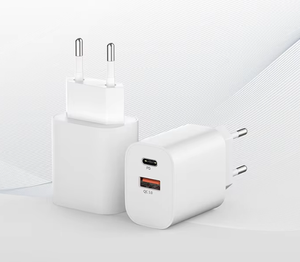 Adattatore da Muro con Spina EU/US, Caricabatterie Rapido USB-B Tipo C PD Portatile per iPhone, Adattatore 20W, Caricatore Originale per <span class=keywords><strong>Smartwatch</strong></span> - Product Image 1