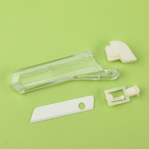 Petites lames en céramique miniatures, tranchantes, résistantes à l'usure et à la chaleur, pour le film soufflé, le papier et la fabrication de films plastiques. - Product Image 1