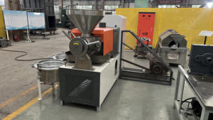 Presse à huile automatique 6YL-150ZD, presse à huile comestible commerciale pour arachides, soja, tournesol, sésame, pressage à froid et à chaud - Product Image 5