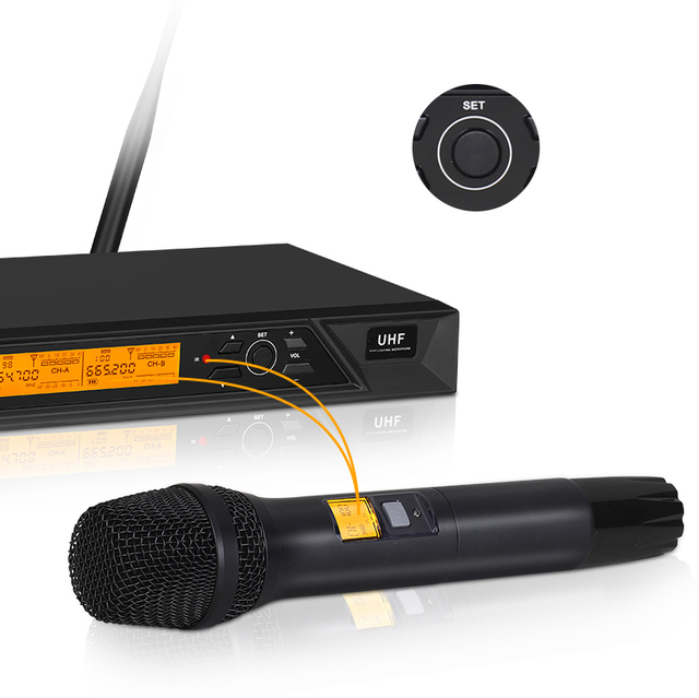 Professional One-Two UHF Wireless Microphone System Handheld New Sell for Stage Performance & Teaching Wired Communication