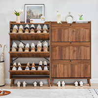 Meuble de rangement à chaussures haut et fin en noyer, style Mid-Century Modern, avec panneaux ondulés et 3 tiroirs basculants, pour entrée et couloir