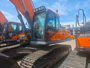 รถขุดตีนตะขาบ DEVELON DX400 ขนาด 42.1 ตัน สำหรับงานเหมืองหนัก พร้อมมอเตอร์เกียร์บ็อกซ์ รับประกัน 1 ปี สำหรับงานขุดหินแข็ง งานขนถ่ายวัสดุหนักในเหมือง - Product Image 4