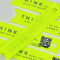 Étiquettes tissées principales en satin de polyester lavable découpées au laser haute définition personnalisées pour col de vêtement imprimé SizeTags