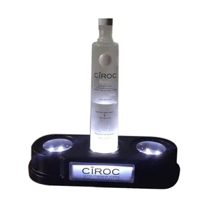 カスタムアクリル3ボトルライトCirocウォッカディスプレイGlorifier卸売用