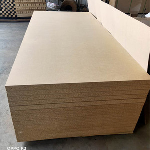 Tablero de partículas/aglomerado liso crudo de 4x8 pies y 18mm, escamas de tablero de madera de álamo, modelo <span class=keywords><strong>OSB</strong></span> para armarios de muebles, tamaño de 1220*2440mm - Product Image 2