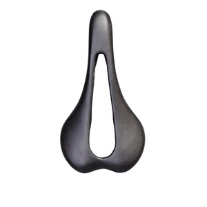 IRONDONKEY Coussin de siège en cuir souple tout en fibre de carbone Selle de vélo étanche avec fonction de massage pour l'utilisation du vélo de route - Product Image 1
