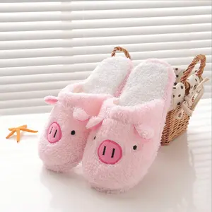 Wholesale Customized Custom Designer Plush Cartoon Fluffy Animal Sexy Unisex Slipper Women Men Indoor Bedroom Flat Home Slippers