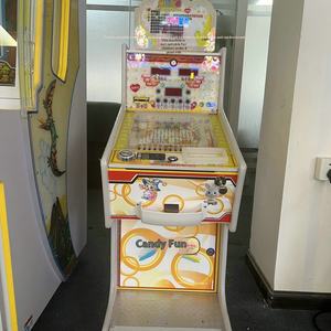 Máquina <span class=keywords><strong>de</strong></span> Juegos Arcade para <span class=keywords><strong>Parque</strong></span> <span class=keywords><strong>de</strong></span> <span class=keywords><strong>Atracciones</strong></span> con Construcción <span class=keywords><strong>de</strong></span> Metal y Plástico, 1 Año <span class=keywords><strong>de</strong></span> Garantía, Alto Rendimiento, Bonificación por Ganancias - Product Image 4