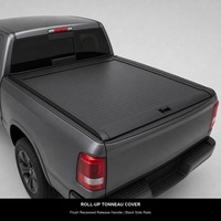 Couverture de benne enroulable noire mate pour camionnettes avec poignée de déverrouillage encastrée