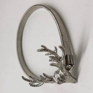 Nuevo Diseño de Sujetador de Cortina de Metal en Color Plateado - Product Image 4