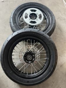 Ensemble <span class=keywords><strong>de</strong></span> pneus et <span class=keywords><strong>de</strong></span> jantes en fer <span class=keywords><strong>de</strong></span> 12 pouces, état neuf, moto tout-terrain électrique, pneus 90/90-12, carcasses <span class=keywords><strong>de</strong></span> pneus Ken*a Wheel - Product Image 2