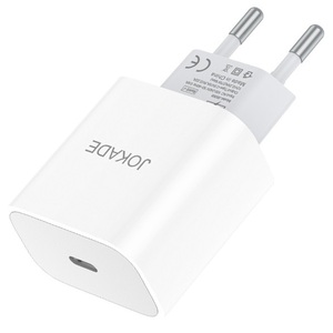 Cargador USB Tipo C Jokade de 27W con Carga Rápida, Adaptador de Pared Blanco para Teléfonos y Tabletas - Product Image 3