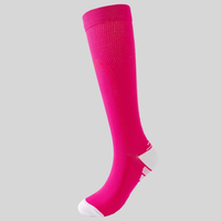 Chaussettes de compression en gros 20-30 mmHg unisexe pour la course à pied, le marathon, le cyclisme, le football et les varices