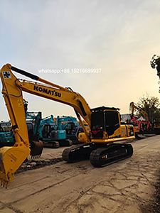 Excavadora Usada Komatsu PC200-8 de 20T de Alta Calidad con Pintura Original, Pocas Horas de Trabajo, Sistema Hidráulico Robusto y Lista para Trabajar - Product Image 4