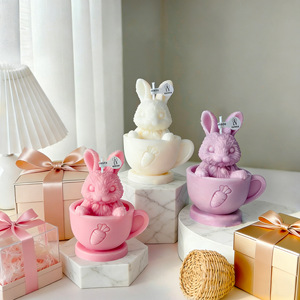 Vela aromática con forma de conejo en taza, vela de cera de soja 3D con conejito en taza para decoración de mesa de Pascua, regalo para fiestas. - Product Image 4