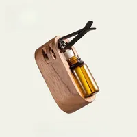Diffuseur de parfum pour voiture en bois de noyer gravé avec huile essentielle longue durée, fabriqué en Chine continentale