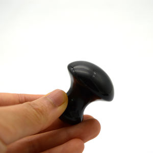 Prodotti di Tendenza 2024: Pietra Gua Sha Naturale in Ossidiana Nera a Forma di Fungo <span class=keywords><strong>per</strong></span> <span class=keywords><strong>Massaggio</strong></span> <span class=keywords><strong>Viso</strong></span> e Bellezza - Product Image 6