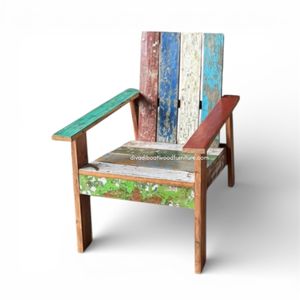 Chaise de bateau en bois recyclé, couleur originale, avec dossier et accoudoirs, idéale pour le jardin, la terrasse et une utilisation intérieure ou extérieure. - Product Image 4