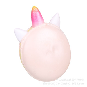 Juguete Antiestrés de Espuma de PU con Forma de Unicornio, Diseño de Dibujos Animados, Accesorio Decorativo para Mesa - Product Image 1