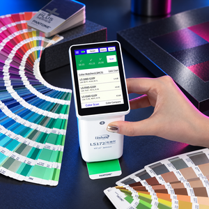 Colorimètre numérique professionnel LS172 avec tests multiparamètres pour l'impression, l'emballage et le contrôle qualité - Product Image 1