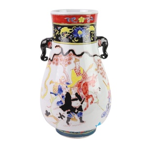 Período <span class=keywords><strong>de</strong></span> Kangxi, colorido <span class=keywords><strong>viaje</strong></span> <span class=keywords><strong>de</strong></span> porcelana al oeste, motivos <span class=keywords><strong>de</strong></span> figuras, manijas <span class=keywords><strong>de</strong></span> cabeza <span class=keywords><strong>de</strong></span> <span class=keywords><strong>elefante</strong></span>, jarrón <span class=keywords><strong>de</strong></span> cubo <span class=keywords><strong>de</strong></span> bendición para Villa, a la moda - Product Image 1