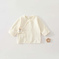Lot de 4 Combinaisons Bébé Unisexe |   Hauts en coton à manches longues et dos court, imprimé étoiles, lune et nuages |   Patch en peluche |   95% Coton 5% Spandex |   0-6