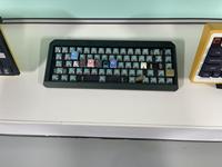 Kit de clavier mécanique de jeu personnalisé de haute précision en acier inoxydable et aluminium usiné par CNC avec coque pour et prototype