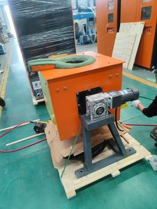 เตาหลอมเหล็กเหนี่ยวนำไฟฟ้าสำหรับอุตสาหกรรมรีไซเคิลเศษเหล็ก - Product Image 4