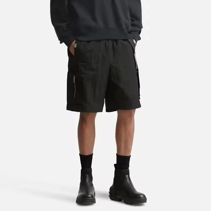 Мужские спортивные шорты с боковыми карманами
