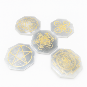 Juego de 5 posavasos octogonales de selenita cristalina - adornos para el hogar tallados en piedras preciosas y cristales - 3 pulgadas y peso total - Product Image 2