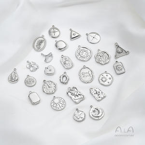 Dije <span class=keywords><strong>de</strong></span> Acero Inoxidable 316 HB555, Sin Decoloración, con Diseño <span class=keywords><strong>de</strong></span> Flor <span class=keywords><strong>de</strong></span> <span class=keywords><strong>Cuatro</strong></span> Hojas, Hoja <span class=keywords><strong>de</strong></span> Albaricoque, Estrella, Sol, <span class=keywords><strong>Luna</strong></span>, para Joyería Plateada, Accesorios para Manualidades - Product Image 2