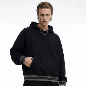 Sweat-shirt à capuche noir surdimensionné pour homme, style Hip Hop, avec blocs de couleur, poignets côtelés et poche kangourou, personnalisable avec logo, collection automne, OEM/ODM - Product Image 1